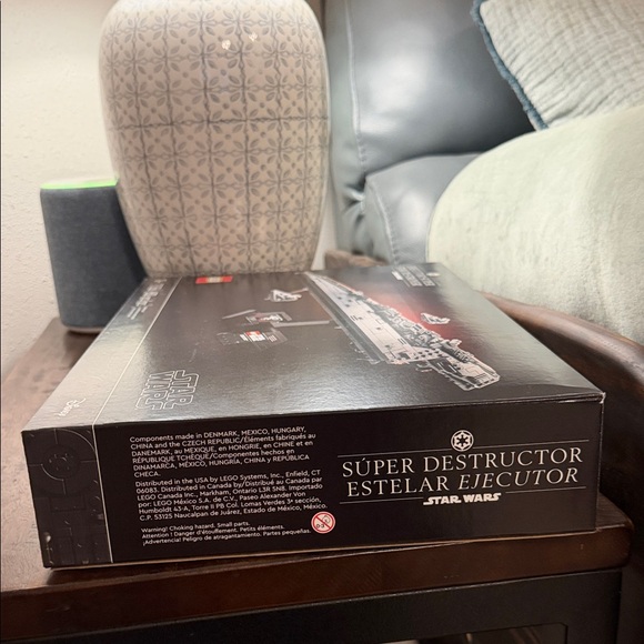 LEGO Star Wars Executor Super Star Destroyer 75356 - Picture 7 of 10